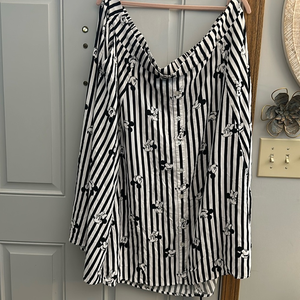 Preowned Disney Mickey & Minnie skirt plus size 4